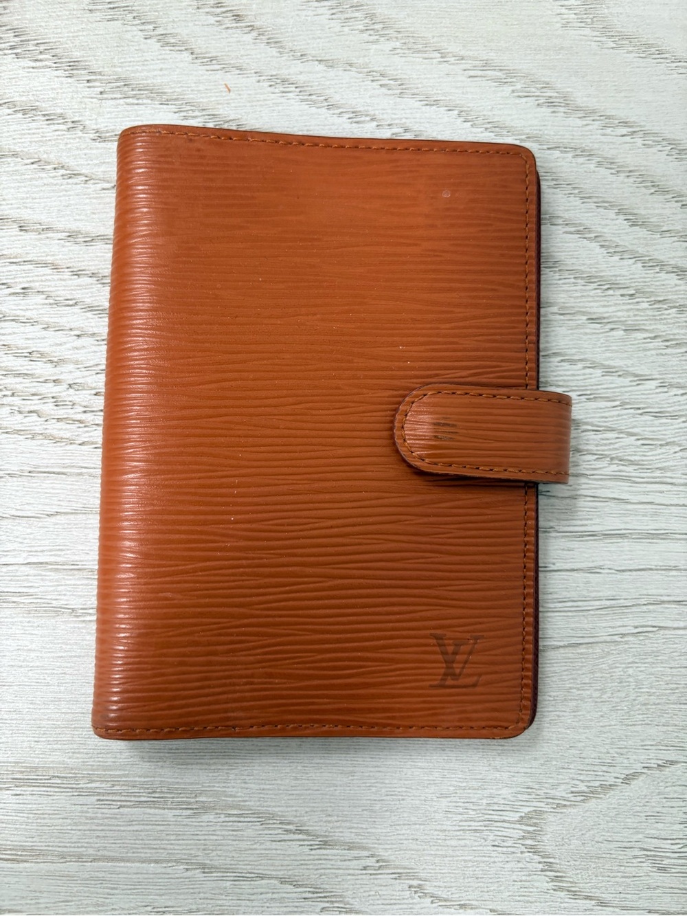 Louis Vuitton Epi Leather Agenda Cover in Tan-Cognac